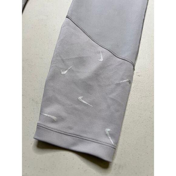 Nike DRI-FIT SWOOSH 7/8 LEGGINGS IN GRAY-GREY women size Large - gym workout - Picture 10 of 11